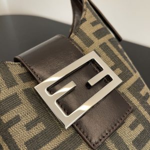 Fendi Vintage Handbags-21x10x14CM - Image 6