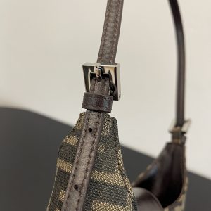 Fendi Vintage Handbags-21x10x14CM - Image 7