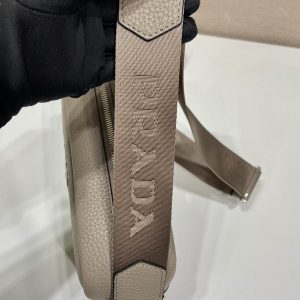 Prada 1BH182 Crossbody Bag -22*14.5*8CM - Image 8