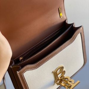 Burberry Small Quilted TB Bag-21*6*16CM - Image 3