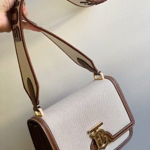 Burberry Small Quilted TB Bag-21*6*16CM - Image 9
