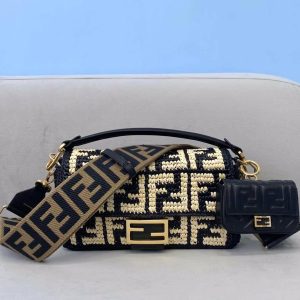 FendI Medium Baguette Bag-26x15x4CM - Image 2