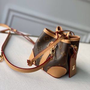 Louis Vuitton Mini Bucket-12*12*12CM - Image 3