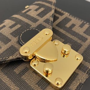 Fendi Vintage Handbags-14.5x12x7CM - Image 5