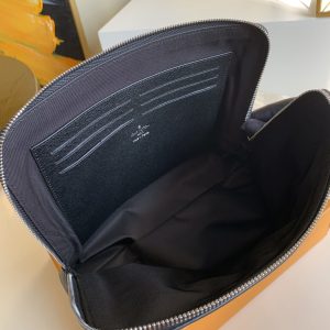 Louis Vuitton New Pouch-21*27*5CM - Image 7