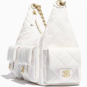 CHANEL Maxi Hobo Bag - Image 4