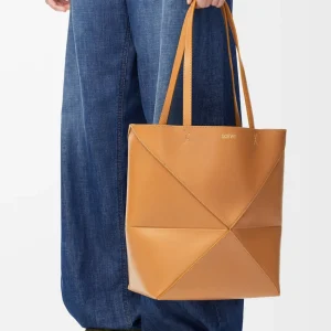 LOEWE Medium Puzzle Fold tote in shiny calfskin - Image 3