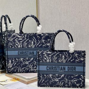 Diro Book Tote - Image 12