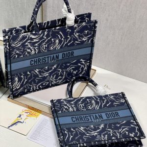 Diro Book Tote - Image 14