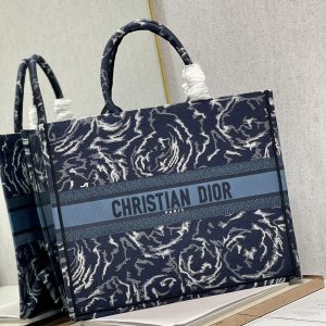 Diro Book Tote - Image 4