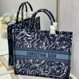 Diro Book Tote - Image 3
