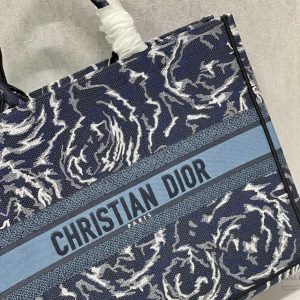 Diro Book Tote - Image 6