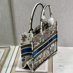 Diro Book Tote - Image 10