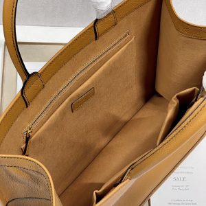 Diro Book Tote - Image 14