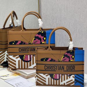 Diro Book Tote - Image 3