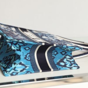 Diro Small Book Tote-36.5CM - Image 8