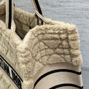 Diro Small Book Tote-36*18*28CM - Image 5