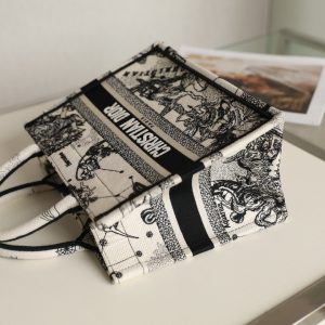 Diro Small Book Tote-26*8*22CM - Image 5