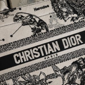 Diro Small Book Tote-26*8*22CM - Image 8