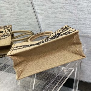 Diro Small Book Tote-36.5CM - Image 8