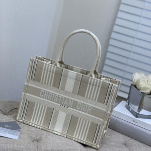 Diro Small Book Tote-36.5CM