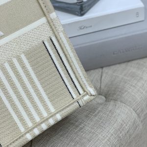 Diro Small Book Tote-36.5CM - Image 2