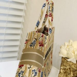 Diro Small Book Tote-36.5CM - Image 9