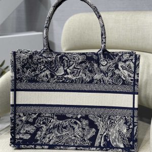 Diro Small Book Tote-36.5CM - Image 2