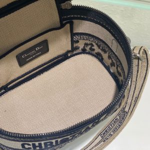 Diro Cosmetic Bag-18*.5*13*10.5CM - Image 9