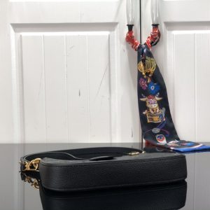 Louis Vuitton Easy Pouch On Strap-19×11.5x3CM - Image 4
