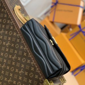 Louis Vuitton New Wave Bag-24x14x9CM - Image 4