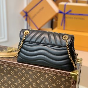 Louis Vuitton New Wave Bag-24x14x9CM - Image 6