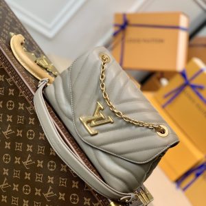 Louis Vuitton New Wave Bag-24x14x9CM