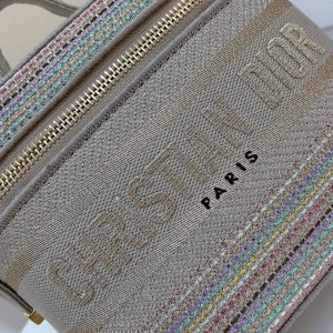 Diro Oblique Cosmetic Bag-18.5*13*10.5CM - Image 3