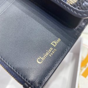 Diro 30 Montaigne Wallet - Image 6