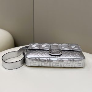 Fendi Baguette Bag - Image 4