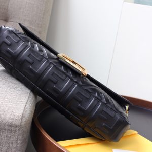 Fendi Baguette Bag - Image 12