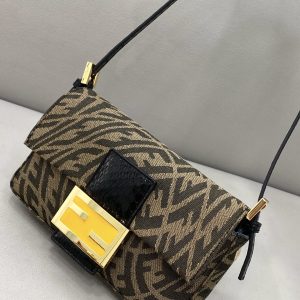 Fendi Baguette Bag - Image 2