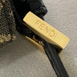 Fendi Baguette Bag - Image 3