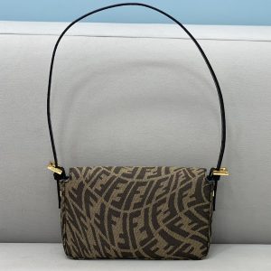Fendi Baguette Bag - Image 4