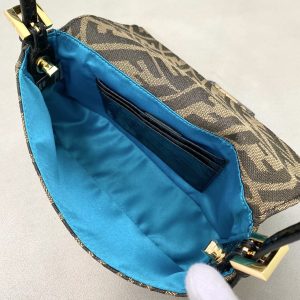 Fendi Baguette Bag - Image 6
