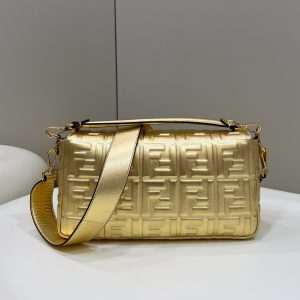 Fendi Baguette Bag - Image 3
