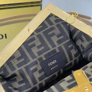 Fendi  First Bag-26*9.5*18CM - Image 4