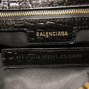 Balenciag Le Cagole Handbags-33*16*8CM - Image 7