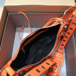 Balenciag Le Cagole Handbags-33*16*8CM - Image 7