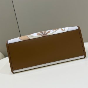 Fendi Tote-36*17*31CM - Image 5
