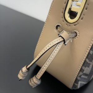 Fendi Pomodorino-21.5x14x17CM - Image 8