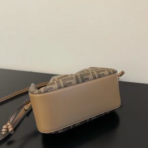 Fendi Pomodorino-21.5x14x17CM - Image 9