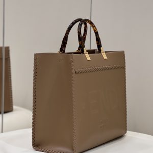 Fendi Tote-36*17*31CM - Image 3
