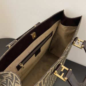 Fendi Vintage Tote-34x13x34CM - Image 8